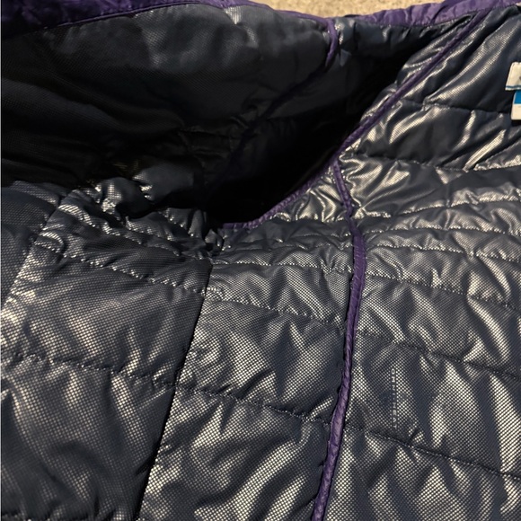 Columbia Woman's Purple Packable Puffer Jacket size XL - Picture 7 of 7